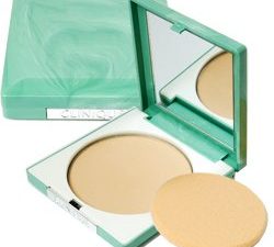 Clinique Superpowder Double Face Makeup for Dry Combination to Oily