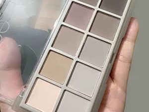 Go Ho 10 Colors Eyeshadow Palette