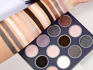 DE'LANCI Smokey Grey Goth Black Eyeshadow Palette